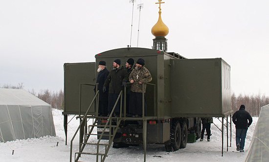 Российская армия тестирует передвижной православный храм на базе Камаза Российская армия тестирует передвижной православный храм на базе Камаза