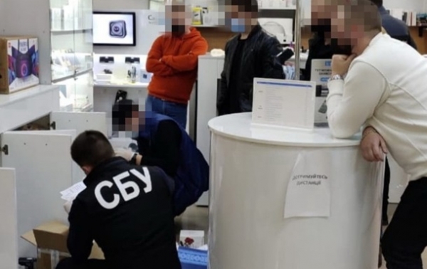 СБУ пресекла деятельность "ботофермы" в Хмельницкой области СБУ пресекла деятельность "ботофермы" в Хмельницкой области