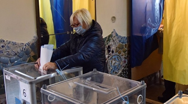 Соратник Порошенко стал мэром Ровно Соратник Порошенко стал мэром Ровно