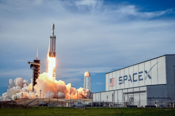 SpaceX привлекла $75 млрд перед историческим выходом на биржу