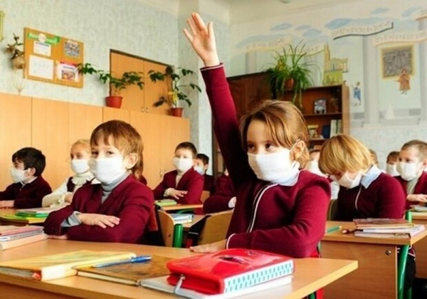 Стало известно, кто будет контролировать вакцинацию персонала в школах Стало известно, кто будет контролировать вакцинацию персонала в школах