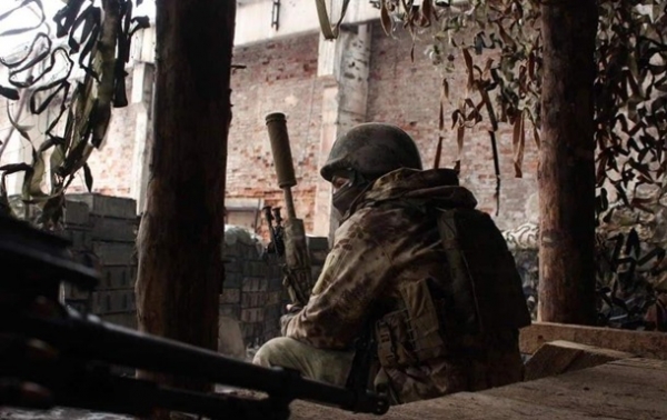 Сутки в ООС: 15 обстрелов, погиб военнослужащий Сутки в ООС: 15 обстрелов, погиб военнослужащий