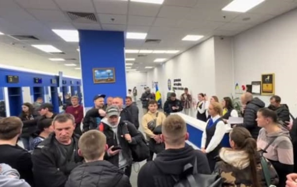 Украина не обращалась в Польшу о выдаче мужчин - посол