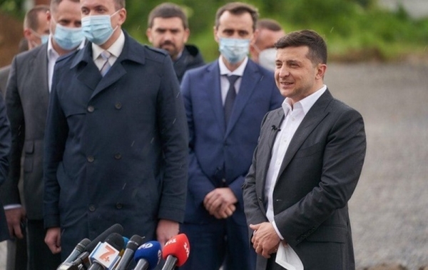 Украина получит 100 миллионов долларов на развитие Донбасса Украина получит 100 миллионов долларов на развитие Донбасса