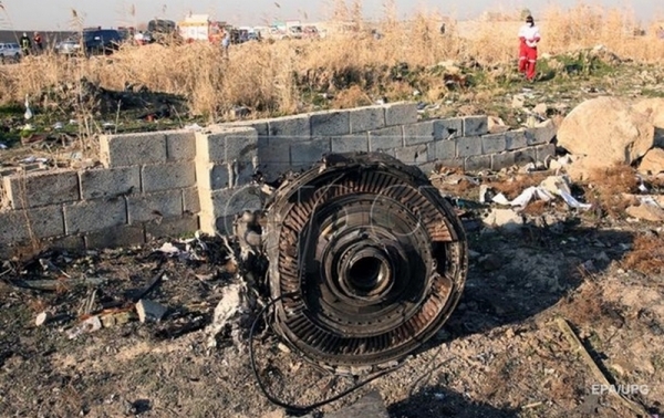 Украина примет участие в расшифровке самописцев самолета МАУ Украина примет участие в расшифровке самописцев самолета МАУ