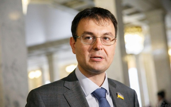 Украинцам с допдоходом предложат платить на него налог - Гетманцев Украинцам с допдоходом предложат платить на него налог - Гетманцев