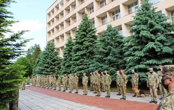 Украинские миротворцы отправились в Косово Украинские миротворцы отправились в Косово