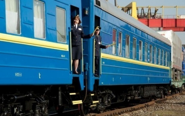 Укрзализныця ко Дню защитников Украины назначила 15 дополнительных поездов Укрзализныця ко Дню защитников Украины назначила 15 дополнительных поездов