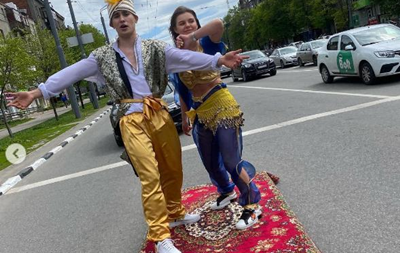 В Харькове оштрафовали водителя, который катал Алладина В Харькове оштрафовали водителя, который катал Алладина