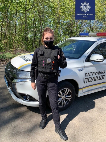 В Киеве девушка в прямом эфире пыталась покончить с собой В Киеве девушка в прямом эфире пыталась покончить с собой