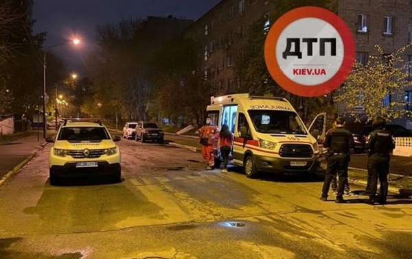 В Киеве массовая драка закончилась поножовщиной В Киеве массовая драка закончилась поножовщиной