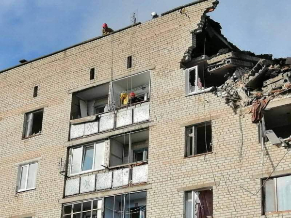 В Николаевской области в пятиэтажке произошел взрыв: разрушены несколько этажей В Николаевской области в пятиэтажке произошел взрыв: разрушены несколько этажей