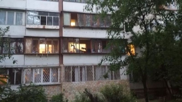 В Одессе ребенок выпал из окна на девятом этаже, пока мать готовила еду В Одессе ребенок выпал из окна на девятом этаже, пока мать готовила еду
