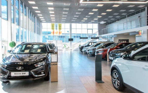 В России продажи новых автомобилей рухнули в шесть раз В России продажи новых автомобилей рухнули в шесть раз