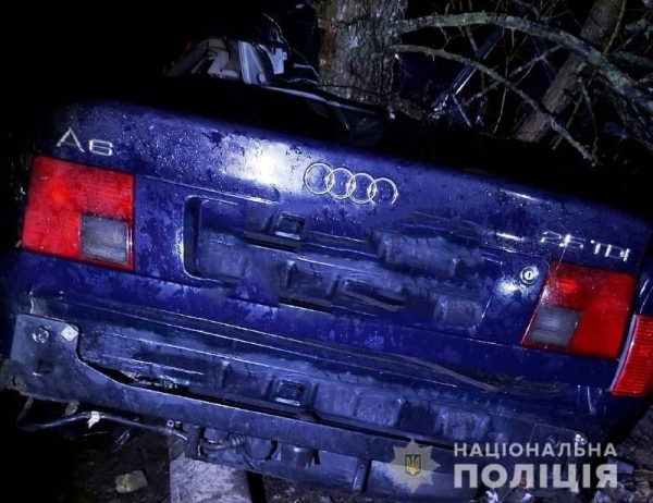В Ровенской области в ДТП погиб подросток, угнавший авто у родственника В Ровенской области в ДТП погиб подросток, угнавший авто у родственника