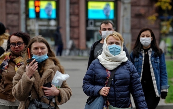 В Украине более 10 тысяч новых случаев COVID-19