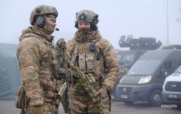 В Украине повысят зарплаты военным