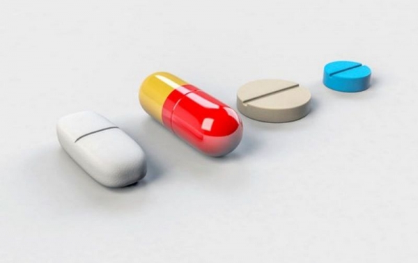 В Украине разрешили продавать лекарства через интернет