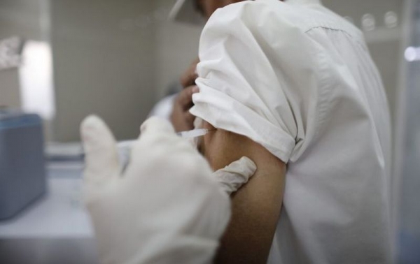 В Украине увеличили интервал между уколами вакциной AstraZeneca В Украине увеличили интервал между уколами вакциной AstraZeneca