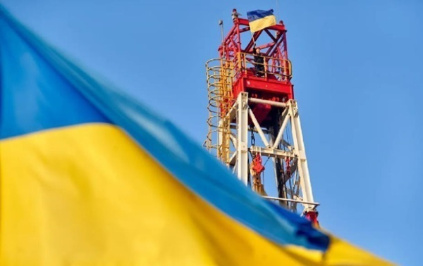 В Украине заработала новая мощная газовая скважина В Украине заработала новая мощная газовая скважина