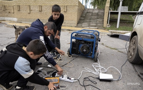 В Украину в день завозят 8,5 тысяч генераторов В Украину в день завозят 8,5 тысяч генераторов