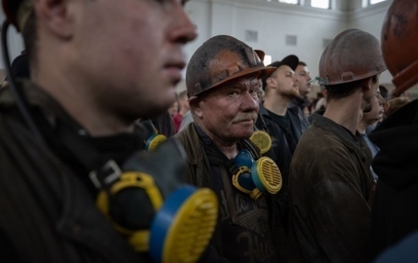 Власти планируют в ближайшее время полностью погасить долги перед шахтерами Власти планируют в ближайшее время полностью погасить долги перед шахтерами