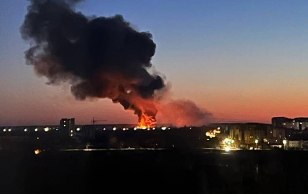 Во всех районах Мариуполя гремят взрывы - соцсети