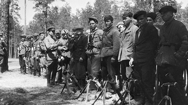 Война в тылу врага. Как в Белоруссии партизаны громили фашистов: цифры, факты, герои Война в тылу врага. Как в Белоруссии партизаны громили фашистов: цифры, факты, герои