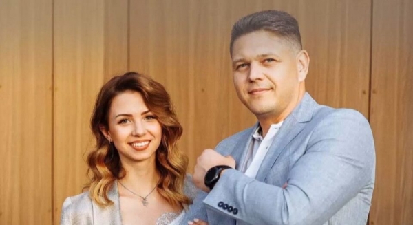 Застрявшая в Ухане Настя Зинченко нашла любовь благодаря карантину и своей собачке Застрявшая в Ухане Настя Зинченко нашла любовь благодаря карантину и своей собачке