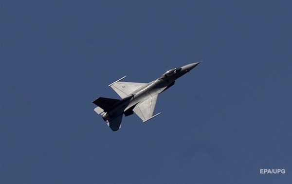 Зеленский: F-16 от Дании будут в ближайшее время Зеленский: F-16 от Дании будут в ближайшее время