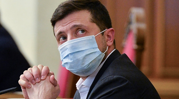 Зеленский назвал виновных в росте заболеваемости коронавирусом на Украине Зеленский назвал виновных в росте заболеваемости коронавирусом на Украине