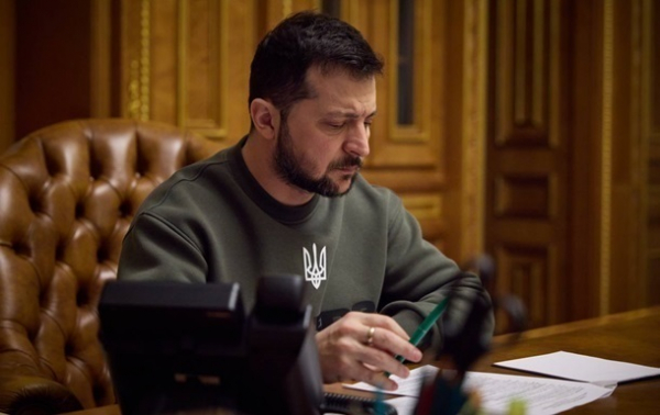Зеленский подал декларации за 2021 и 2022 годы Зеленский подал декларации за 2021 и 2022 годы