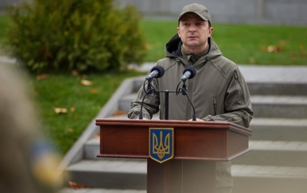 Зеленский пообещал контроль на границе на Донбассе Зеленский пообещал контроль на границе на Донбассе