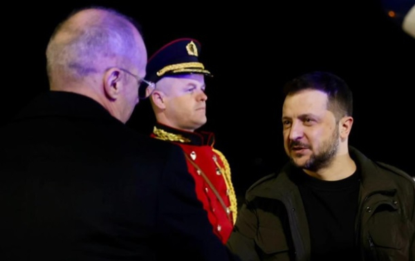 Зеленский прибыл в Албанию Зеленский прибыл в Албанию