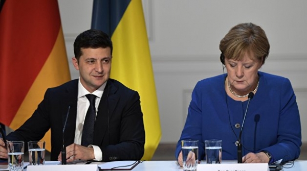 Зеленский заявил, что Меркель поддержала инициированные Украиной изменения в ТКГ Зеленский заявил, что Меркель поддержала инициированные Украиной изменения в ТКГ